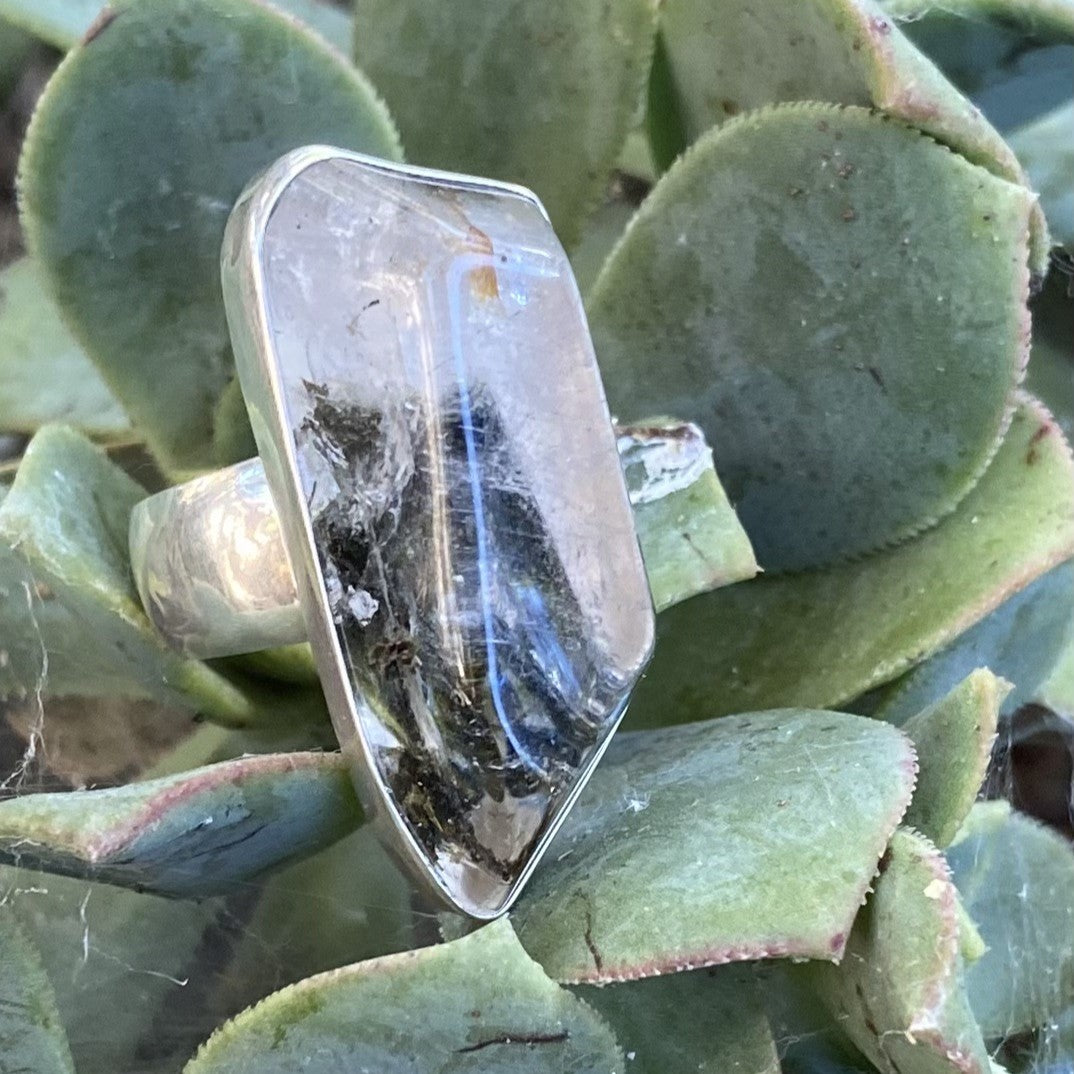 Epidote Sterling Silver Ring with Divine Feminine Symbol size 10