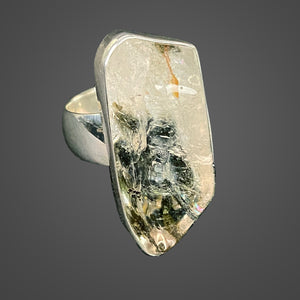 Epidote Sterling Silver Ring with Divine Feminine Symbol size 10